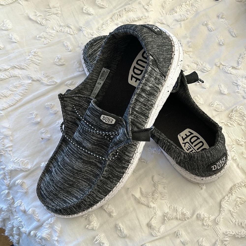 Hey Dude Women’s size 9 black/white Wendy sport knit